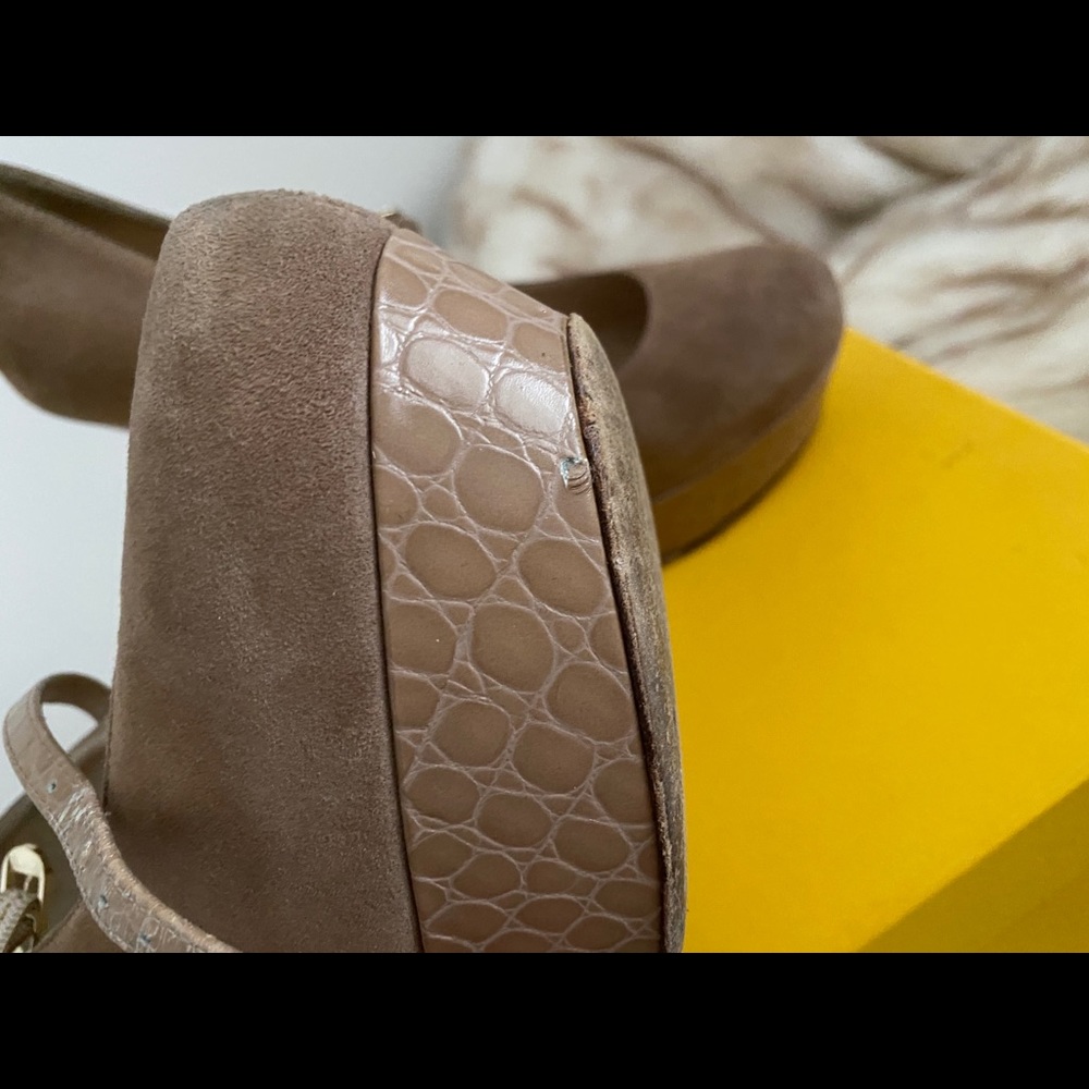 Fendi Platform Pump - image 5